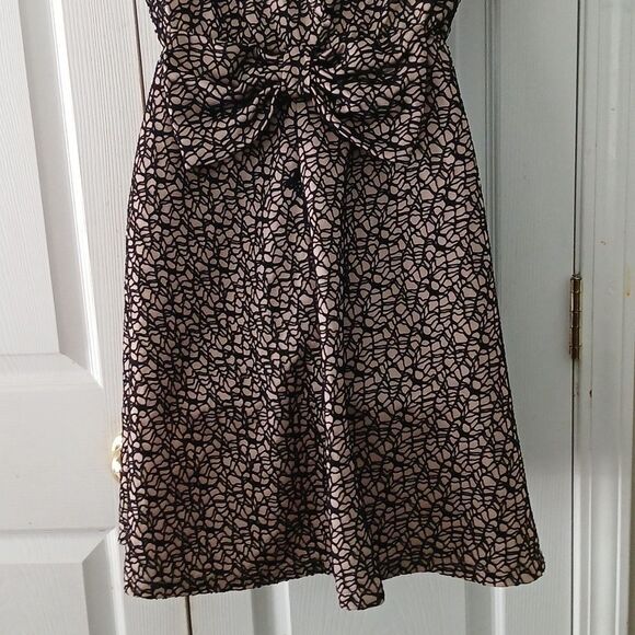 Live to be Spoiled black tan sleeveless bow accent dress Sz XL NWOT - Picture 5 of 8